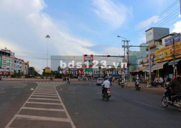 Đầu tư ngắn hạn ngay mt DT753 Đồng Xoài giá 590 triệu/ lô, sổ sẵn-Tc,hỗ trợ vay, check sổ thoải mái