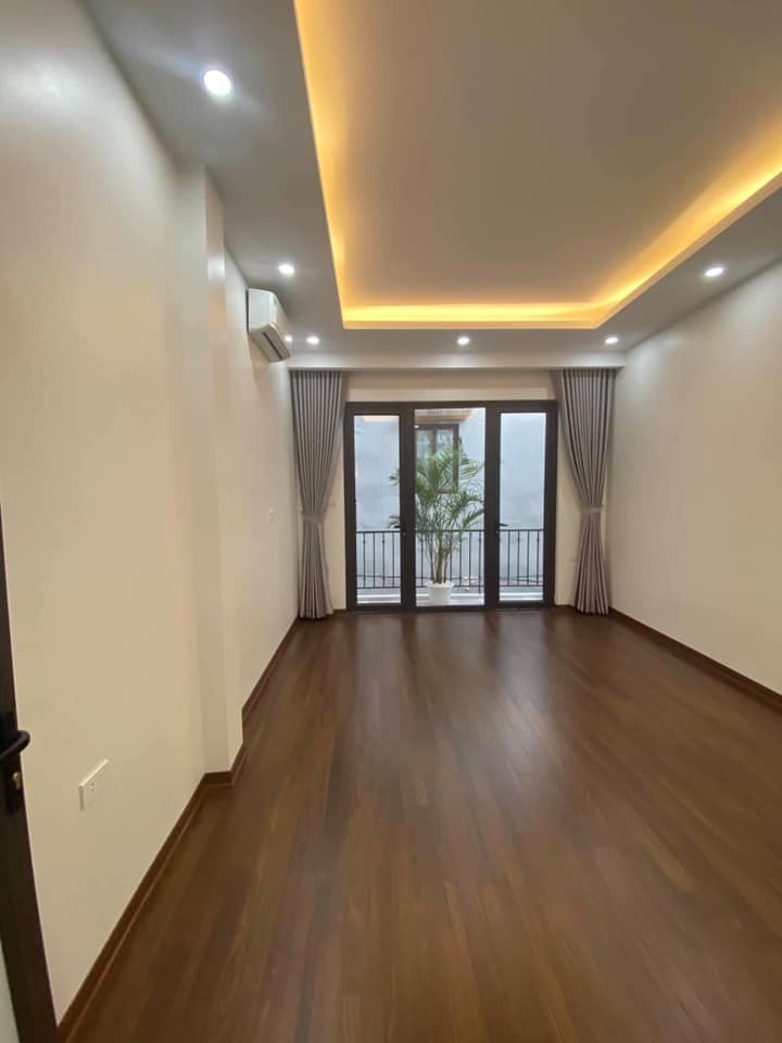 Bán nhà đẹp mới xây ngõ Hoà Bình 7, giá nhỉnh 3 tỷ, có thương lượng, sổ đỏ chính chủ