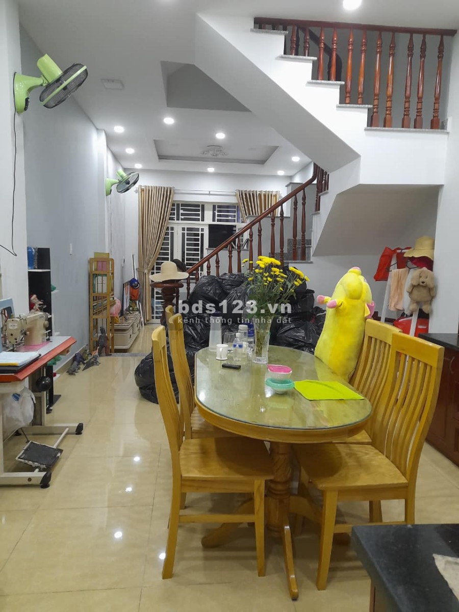 Cần tiền bán gấp nhà hẻm xe hơi Hiệp Bình Phước Thủ Đức, dtsd 56m2, giá 6,65 tỷ
