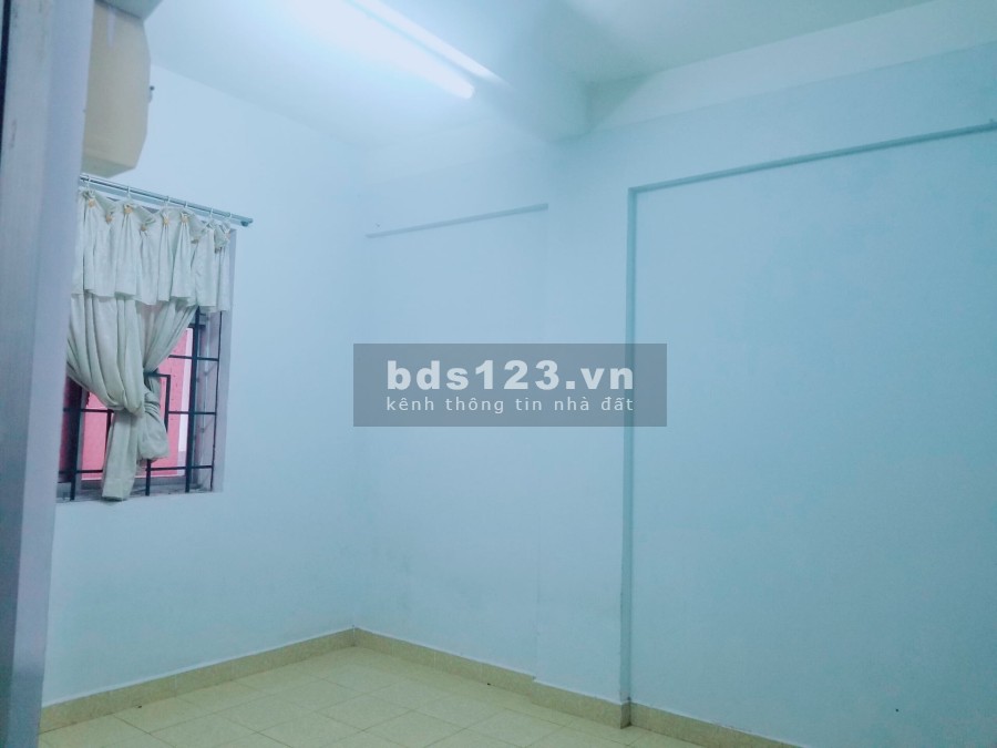 Căn hộ chung cư trung tâm Quận 10 diện tích sử dụng 60m² 2PN chính chủ, yên tĩnh