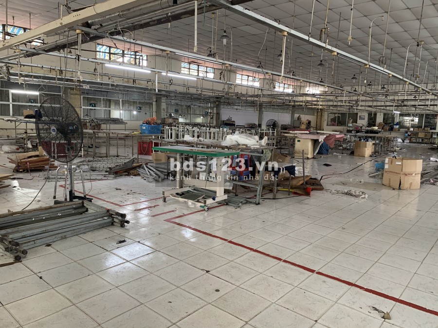 Cho thuê xưởng thích hợp ngành may, sản xuất, kho, gần kcn Tân Bình