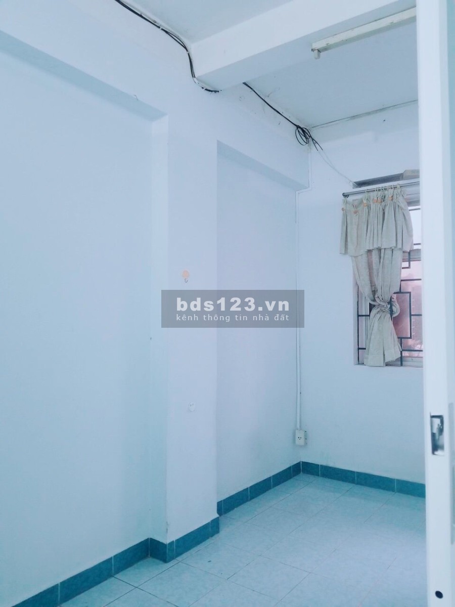 Căn hộ chung cư trung tâm Quận 10 diện tích sử dụng 60m² 2PN chính chủ, yên tĩnh