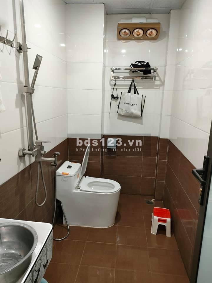 Bán nhà mặt phố La Khê, Hà Đông, Hà Nội giá bán 6.3 tỷ, khu dân cư hiện hữu, sổ sẵn