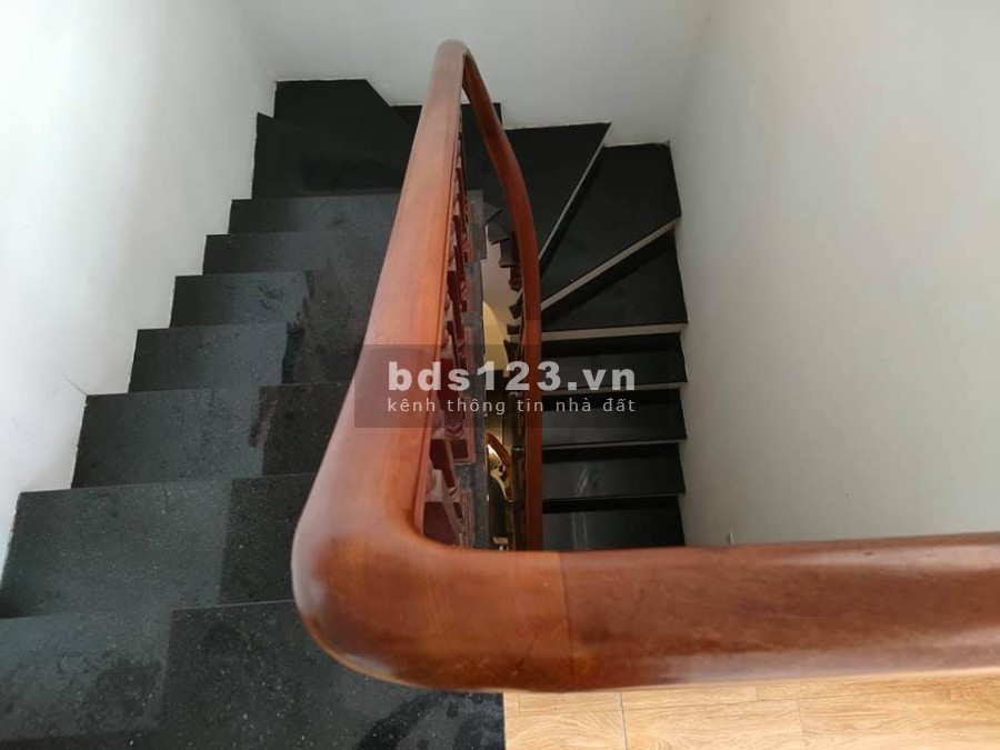 Bán nhà mặt phố La Khê, Hà Đông, Hà Nội giá bán 6.3 tỷ, khu dân cư hiện hữu, sổ sẵn