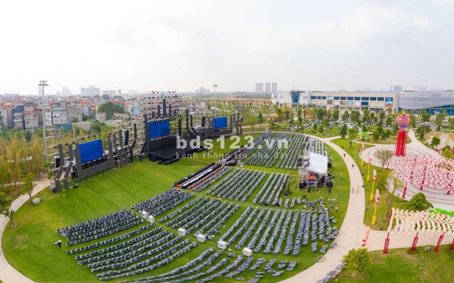 Cần bán căn hộ S1.022317 thuộc tầng 23 view Đại Lộ Thăng Long