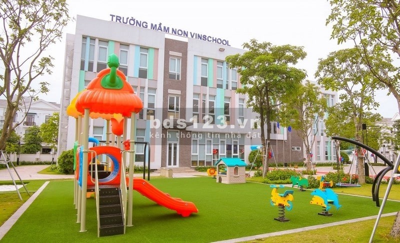 Cần bán căn hộ S1.022317 thuộc tầng 23 view Đại Lộ Thăng Long