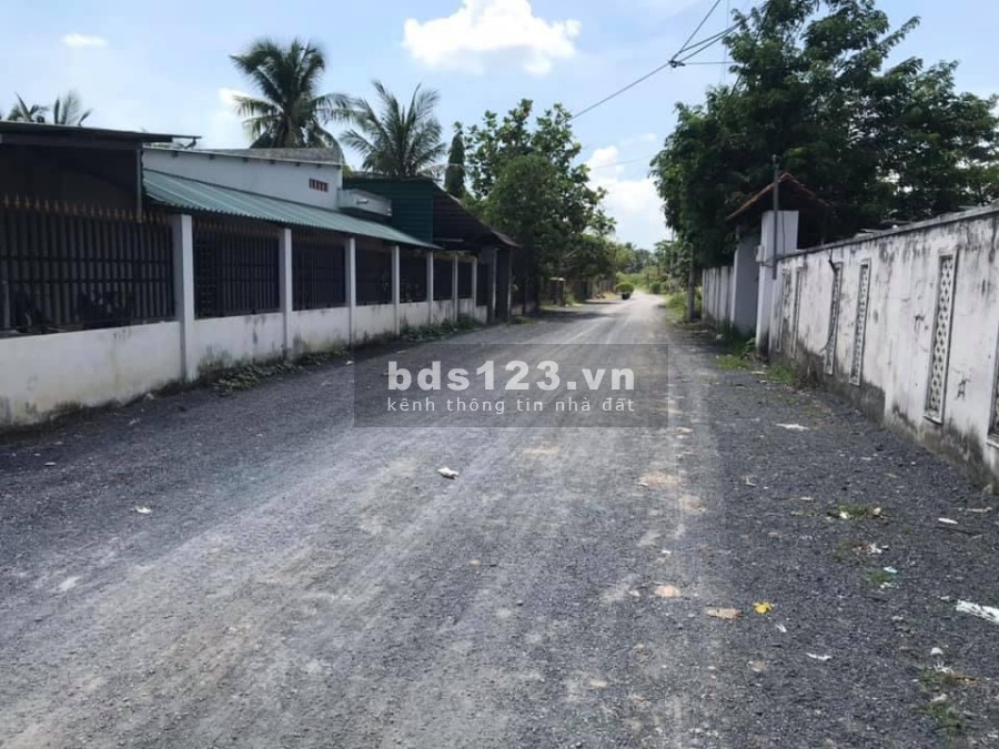 Bán lô đất xây biệt thự vườn 1000m2 tại phường Long Phước Quận 9 liên hệ 0946788007