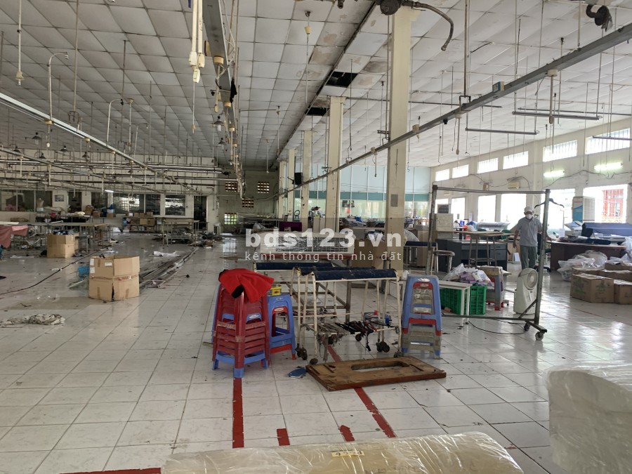 Cho thuê xưởng thích hợp ngành may, sản xuất, kho, gần kcn Tân Bình