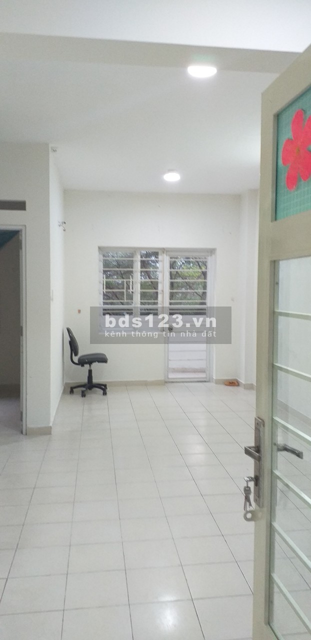 Chính chủ cho thuê căn hộ Ehome2, Quận 9, diện tích sử dụng 55m2, 2PN, 5.2 triệu/tháng