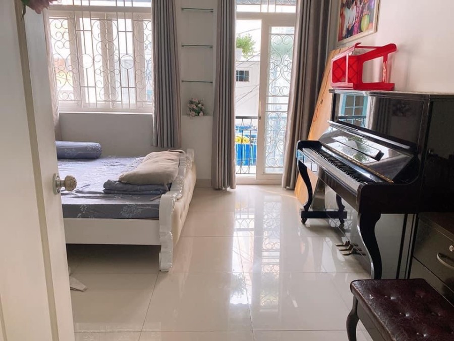 Hẻm xe tải Tân Phú, nhà đẹp 54m2 3 tầng BTCT kiên cố, đường săp mở rộng 12m, Giá tăng nhanh
