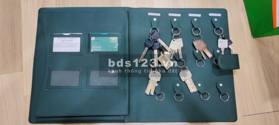 Chính chủ cần bán căn hộ Smart Home tiện nghi 2 phòng ngủ, cc Lavita Charm Thủ Đức