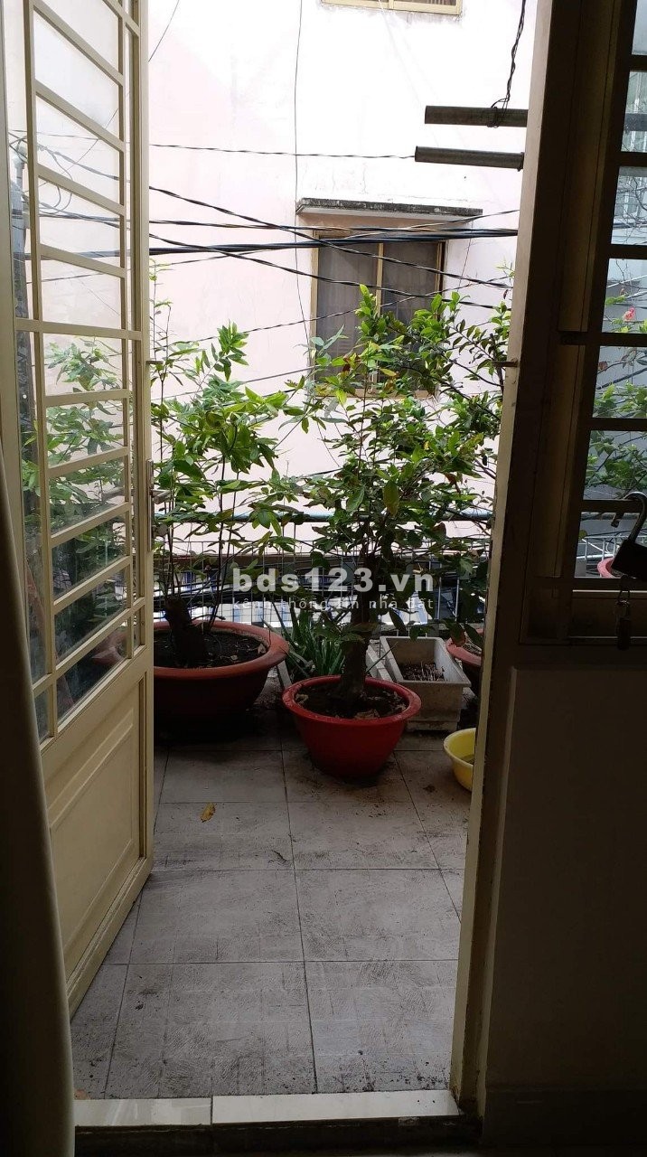 Bán nhà HXH 235/57 Nam Kỳ Khởi Nghĩa, P7, Quận 3 dtsd 3x20 61m2 3PN 2WC nhà trống, chính chủ bán