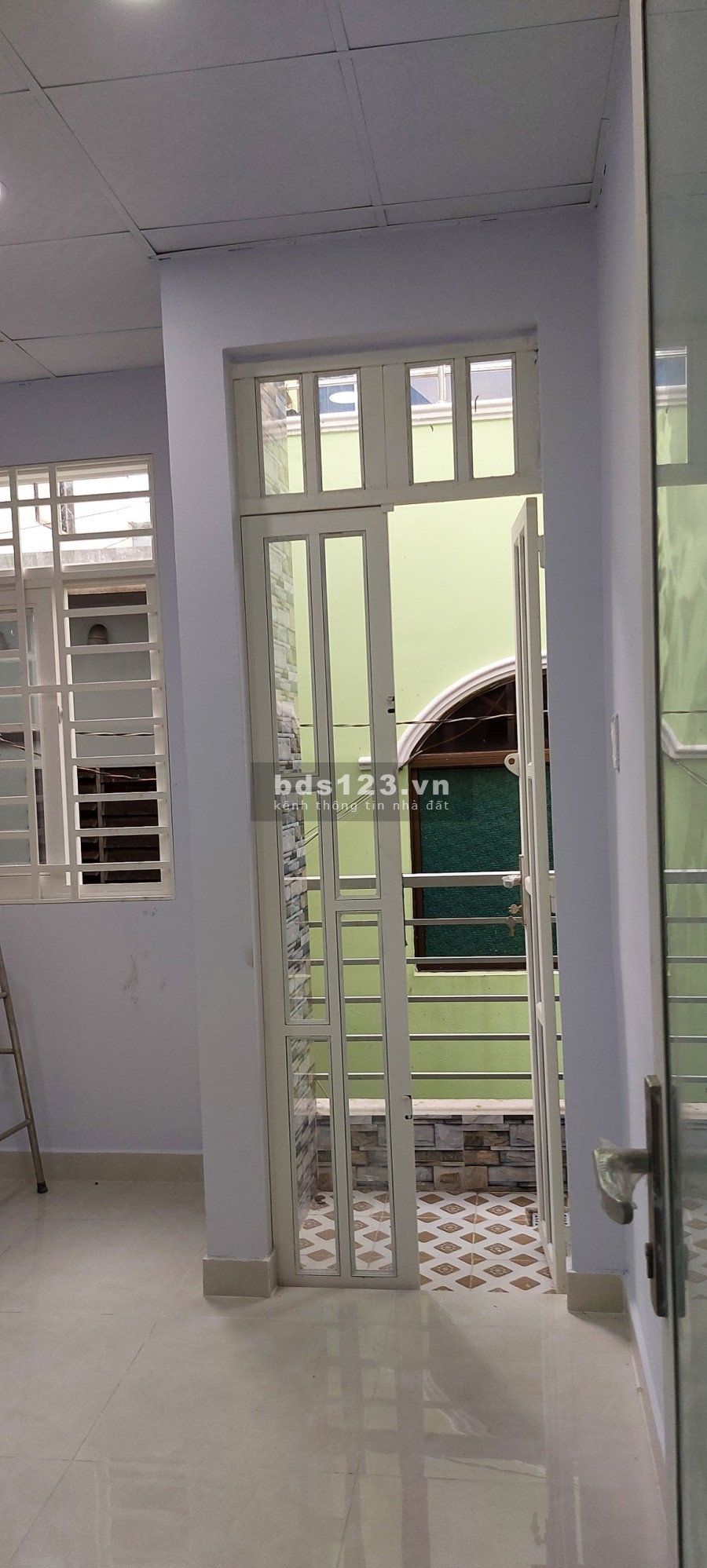 Bán lỗ Nhà Hẻm to Tùng Thiện Vương, 25m2, 1.980 tỷ, 2 tầng, đăng bán giùm cho số gặp chính chủ