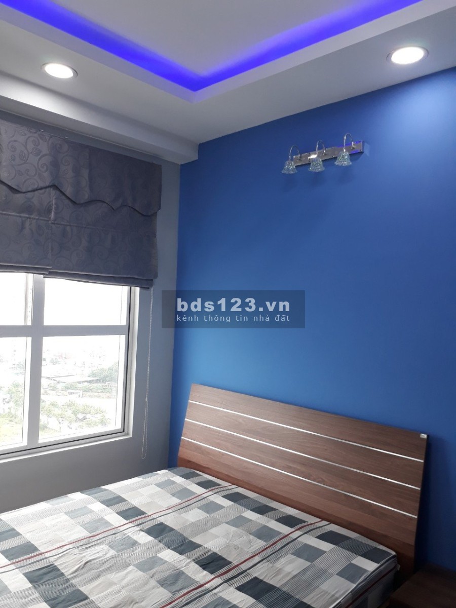 Bán gấp căn hộ 3 Phòng chung cư Sunrise City View , giá bán 5 tỷ, LH: 0878162162
