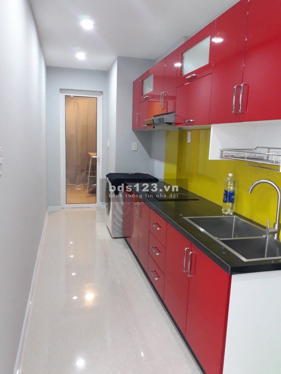 Bán gấp căn hộ 3 Phòng chung cư Sunrise City View , giá bán 5 tỷ, LH: 0878162162