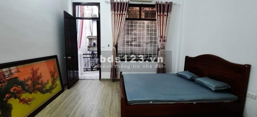 Bán nhà siêu phẩm Quận Thanh Xuân, đúc 4 tầng giá bán chỉ hơn 2 tỷ, bàn giao ở ngay