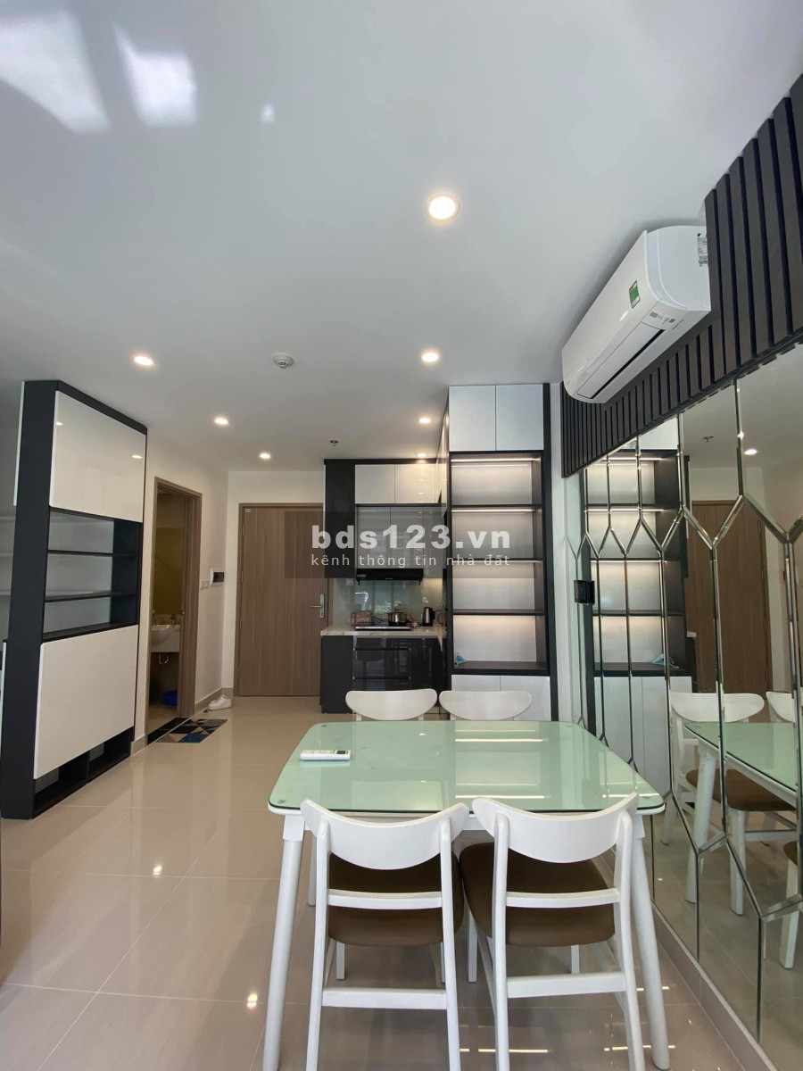 Chính chủ cần bán cắt lỗ 500 triệu căn 2 ngủ tại dự án Vinhomes Smart