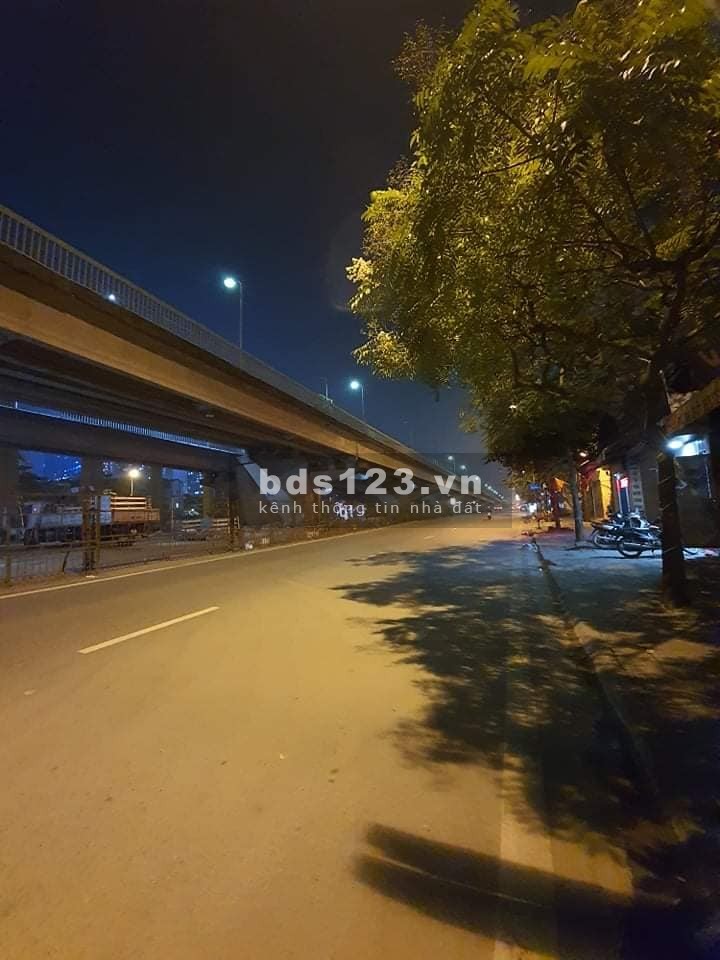Mặt phố Tân Xuân khu dân cư đông đúc vị trí đắc địa kinh doanh đỉnh lh 0936509357