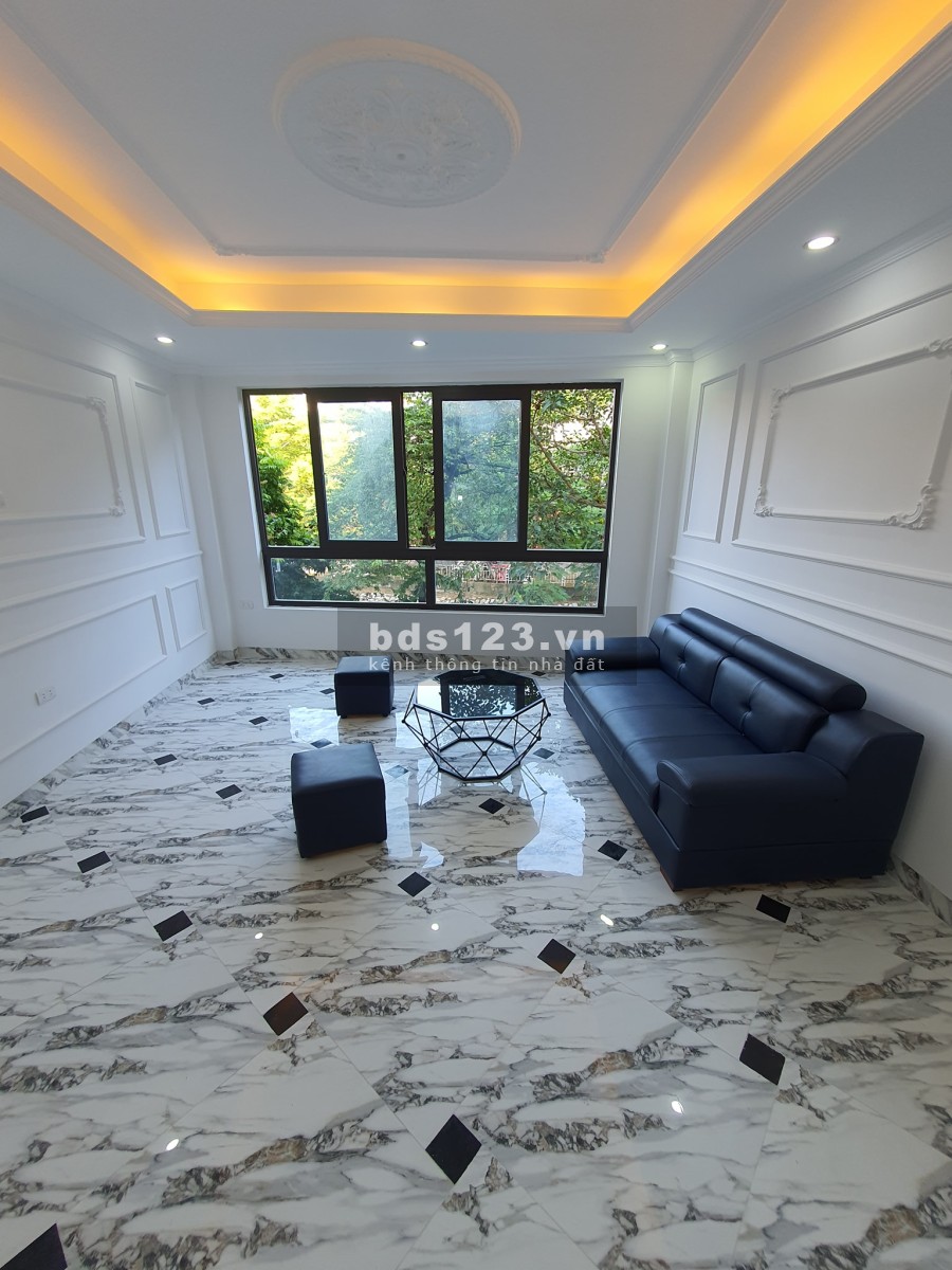 Siêu hiếm có 102 nằm giữa Hai Bà Trưng Hoàng Mai, nhà mặt phố chỉ 5.8 tỷ, 6 tầng đúc, view đẹp