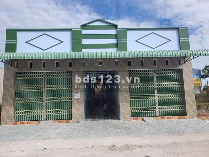 Cần Bán Nhà cấp 4 ngay cổng chợ mỹ phước và dãy trọ đơn 6 phòng 1 kiot, sổ hồng riêng