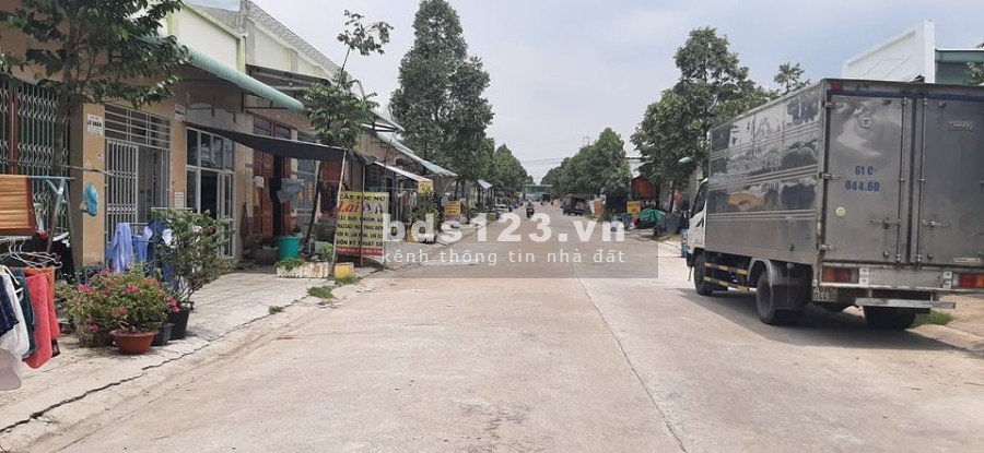 Cần bán gấp dãy trọ 16 phòng trọ đối diện khu công nghiệp, khu dân cư hiện hữu