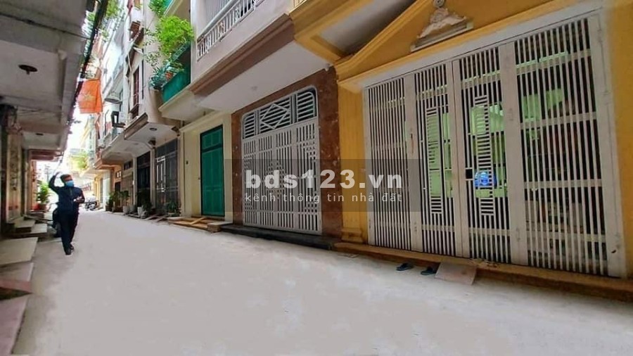 Cần Bán Nhà Liền Kề, Phân Lô VIP, Ô tô đỗ cửa. Kinh Doanh chỉ 7,9 tỷ. LH 0918651610