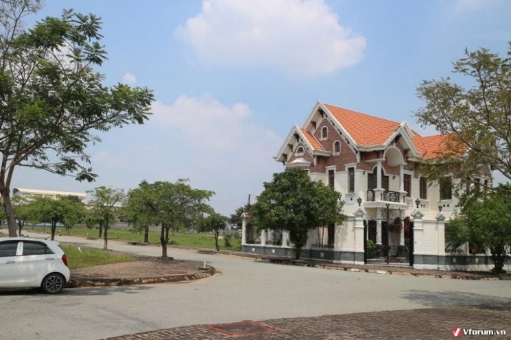 Mình cần bán đất biệt thự, view sông, Bình Thạnh, P13 DT 10x21m giá 18.5 tỷ vị trí đẹp, đường oto