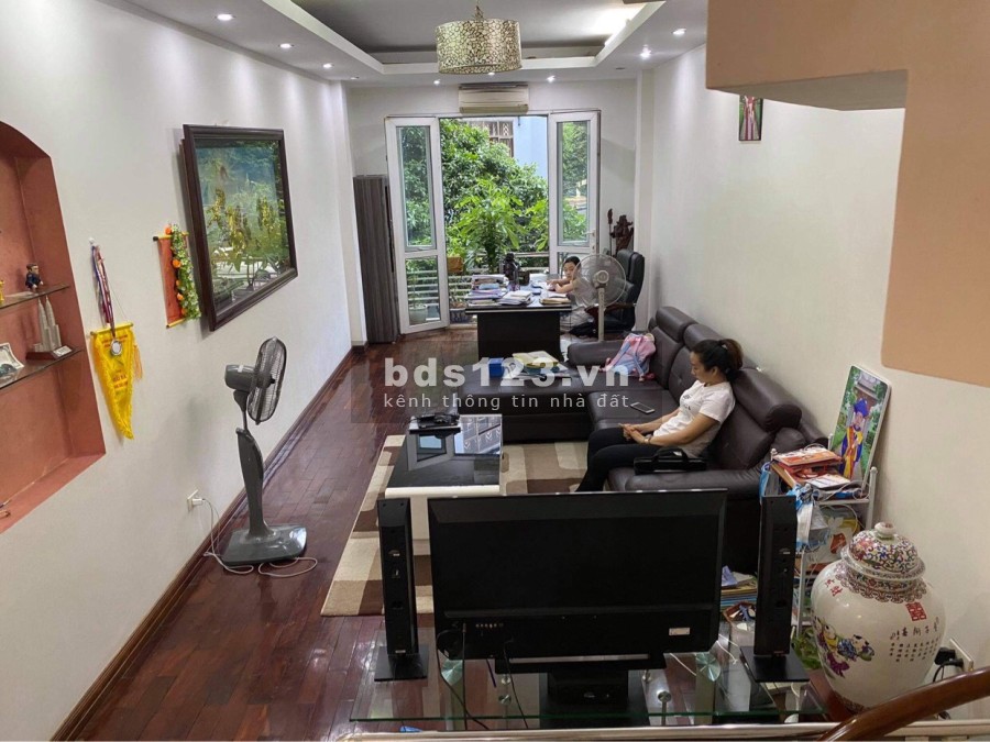 Bán nhà Đền Lừ phân lô vỉa hè ô tô tránh, kinh doanh dtsd 48m2, 5 tầng, liên hệ 0971030193