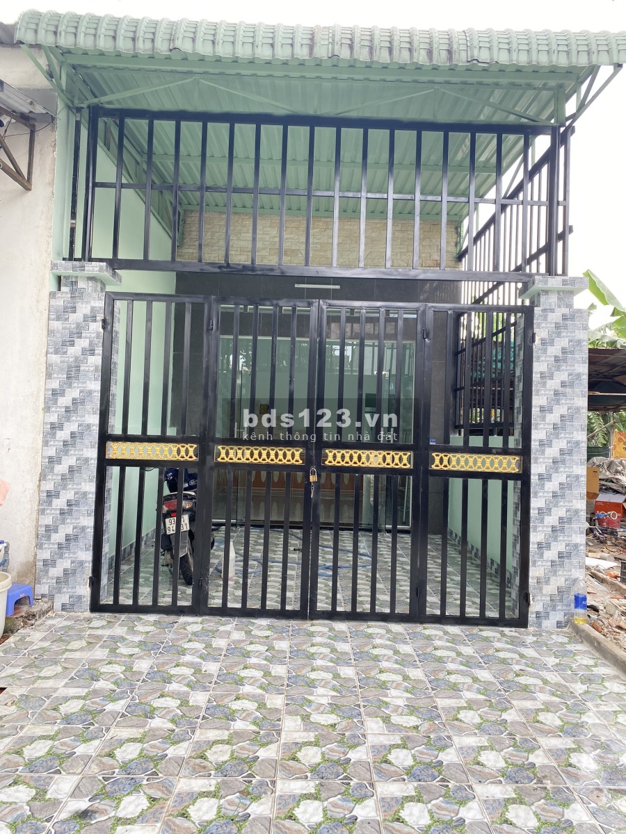 Cần Bán Nhà cấp 4 ngay cổng chợ mỹ phước và dãy trọ đơn 6 phòng 1 kiot, sổ hồng riêng