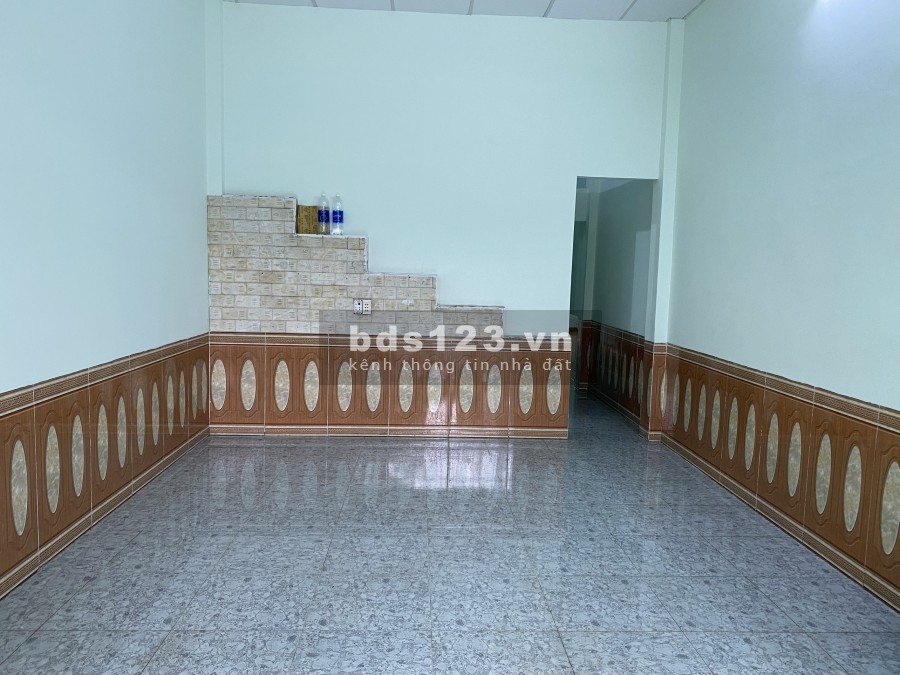 Cần Bán Nhà cấp 4 ngay cổng chợ mỹ phước và dãy trọ đơn 6 phòng 1 kiot, sổ hồng riêng