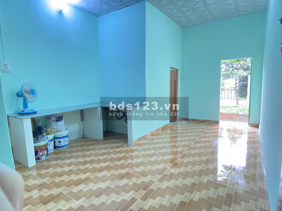 Cần Bán Nhà cấp 4 ngay cổng chợ mỹ phước và dãy trọ đơn 6 phòng 1 kiot, sổ hồng riêng