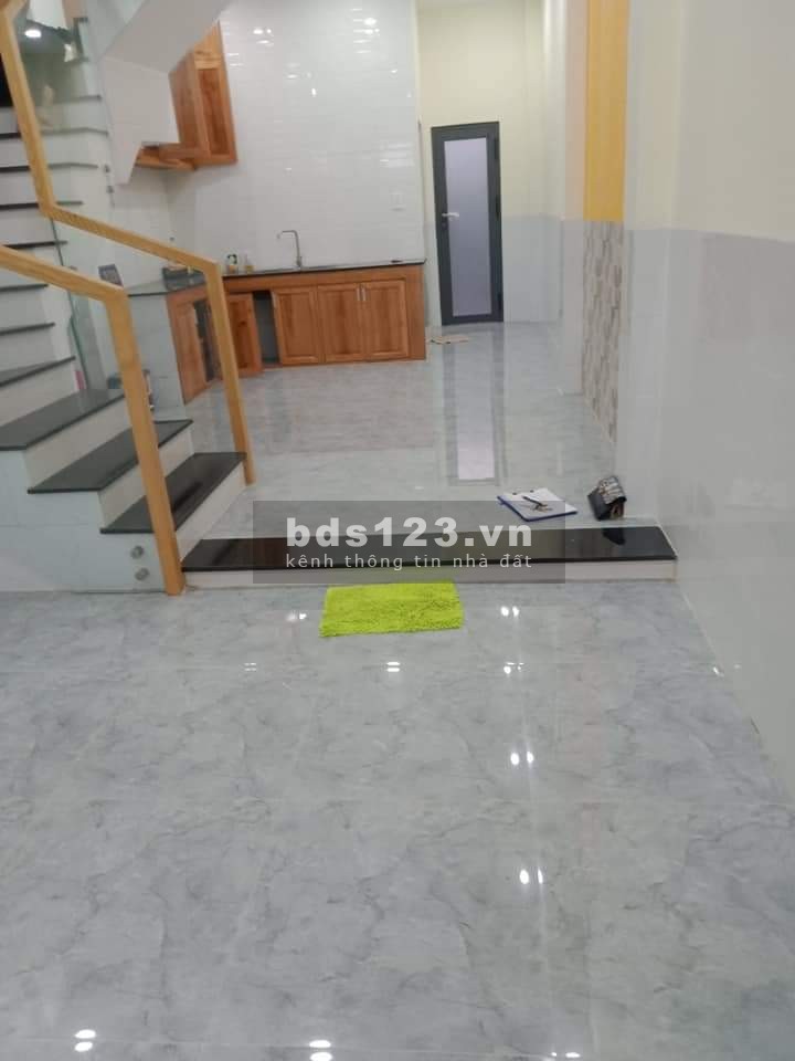 Bán nhà nguyên căn Cô Giang Quận 1, 3 tầng kiên cố, diện tích 40m2 (4x10m), giá 5.2 tỷ