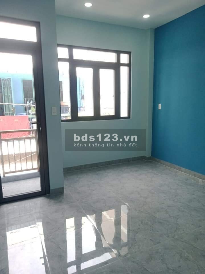 Bán nhà nguyên căn Cô Giang Quận 1, 3 tầng kiên cố, diện tích 40m2 (4x10m), giá 5.2 tỷ