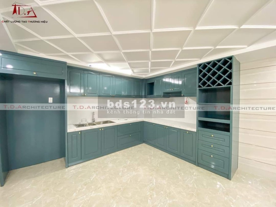 Cần bán gấp nhà thiết kế phong cách Châu Âu y hình đăng giá 6.9 tỷ, liên hệ 0915718879