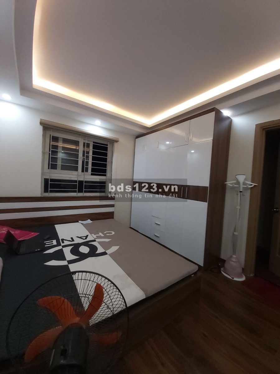 Nhà tổ 2 Đa Sỹ ngõ rộng ô tô cách nhà 5m, mới xây để lại toàn bộ nội thất, pháp lý chuẩn
