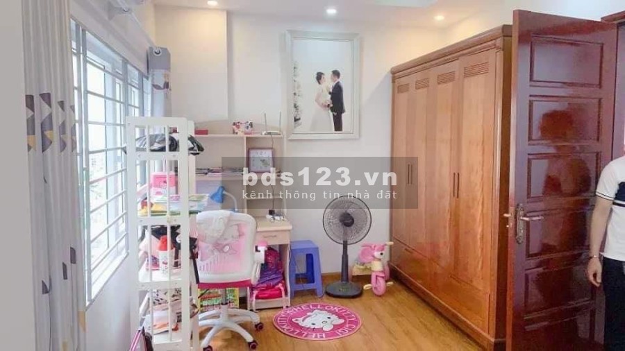 Nhà tổ 2 Đa Sỹ ngõ rộng ô tô cách nhà 5m, mới xây để lại toàn bộ nội thất, pháp lý chuẩn