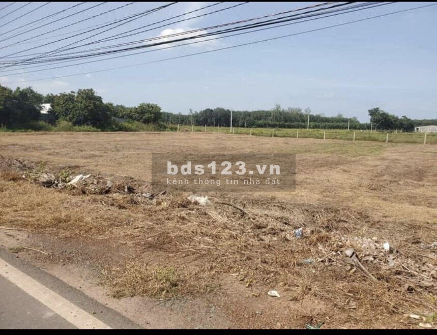 Chính chủ cần bán gấp lô đất diện tích 1000m2 đất đường quốc lộ 14 ngang 15,650 triệu