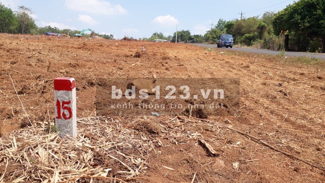 Chính chủ cần bán gấp lô đất diện tích 1000m2 đất đường quốc lộ 14 ngang 15,650 triệu