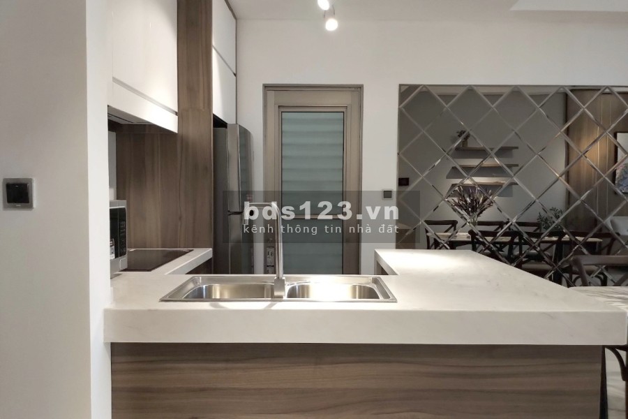 Hình thật 100%, cho thuê căn Midtown 2PN, view biệt thự cực mát. LH em Xuyến 0931243039