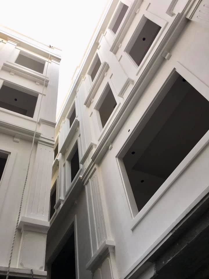 Bán nhà nguyên căn diện tích sử dụng 30m2, giá bán 2.65 tỷ, vị trí đẹp, gần phố, sổ sẵn chính chủ