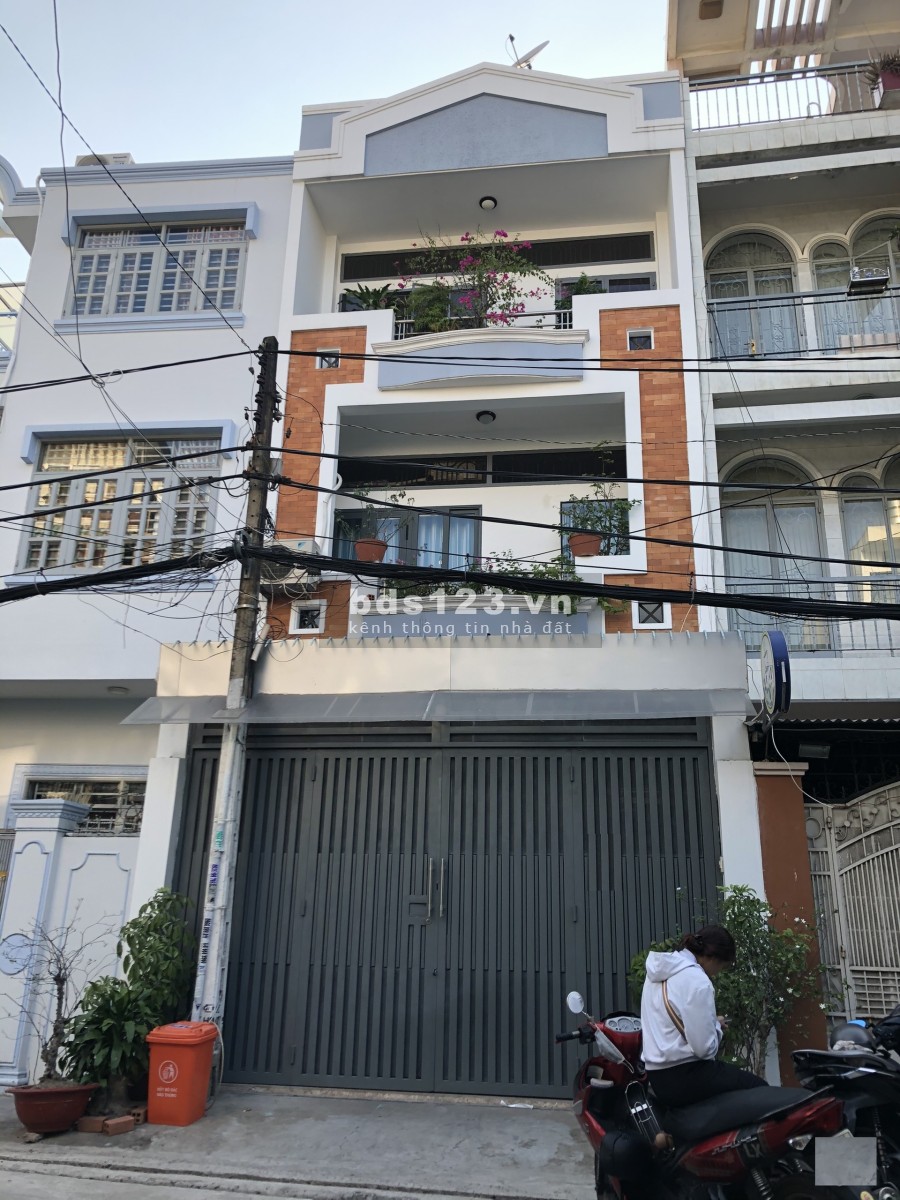 Nhà Hẻm Xe Tải đường Bùi Đình Túy diện tích sử dụng 5x20m 1 trệt 2 lầu giá 20tr/th