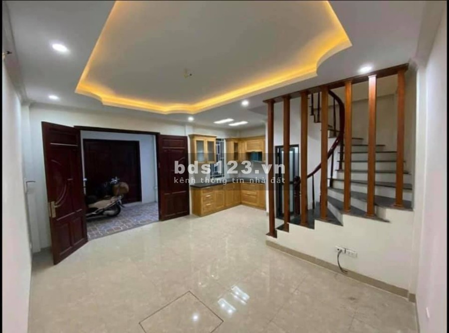 XUÂN ĐỈNH NGOẠI GIAO ĐOÀN - OTO ĐỖ GẦN - 35M2 5 TẦNG GIÁ CHỈ 2 TỈ 8