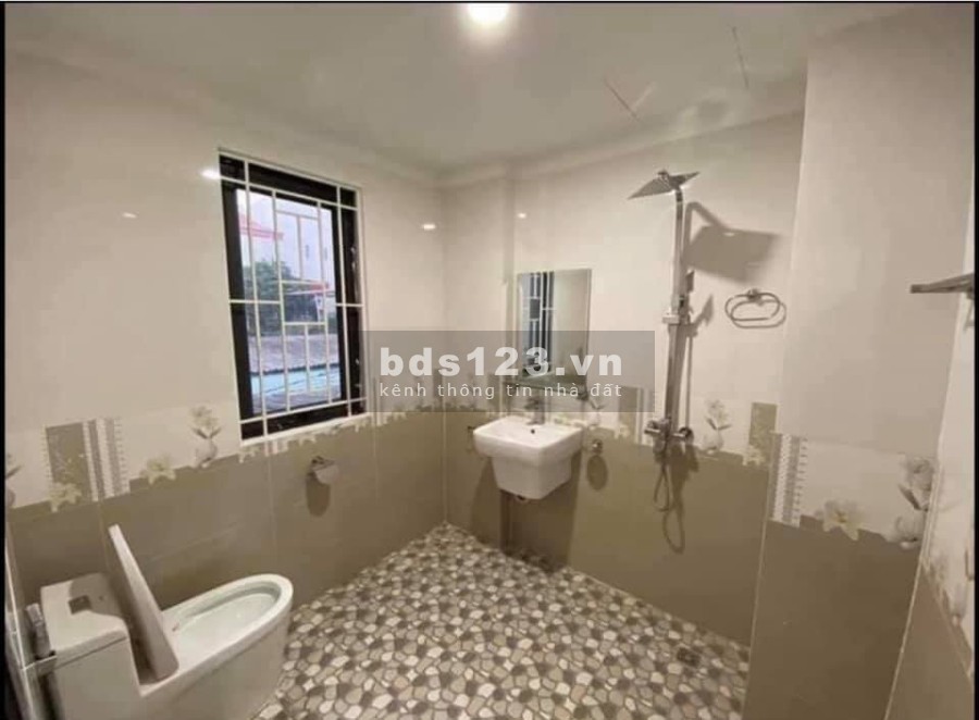 XUÂN ĐỈNH NGOẠI GIAO ĐOÀN - OTO ĐỖ GẦN - 35M2 5 TẦNG GIÁ CHỈ 2 TỈ 8