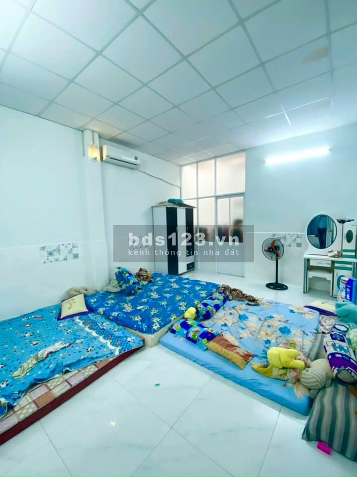 Bán đất tặng nhà C4, hxh, gần mặt tiền, chỉ 55 triệu/m2, Phạm Văn Chiêu, dtsd 77m2, giá bán 4.35 tỷ