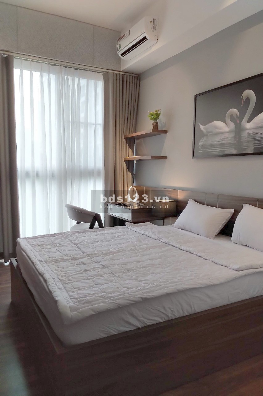 Hình thật 100%, cho thuê căn Midtown 2PN, view biệt thự cực mát. LH em Xuyến 0931243039