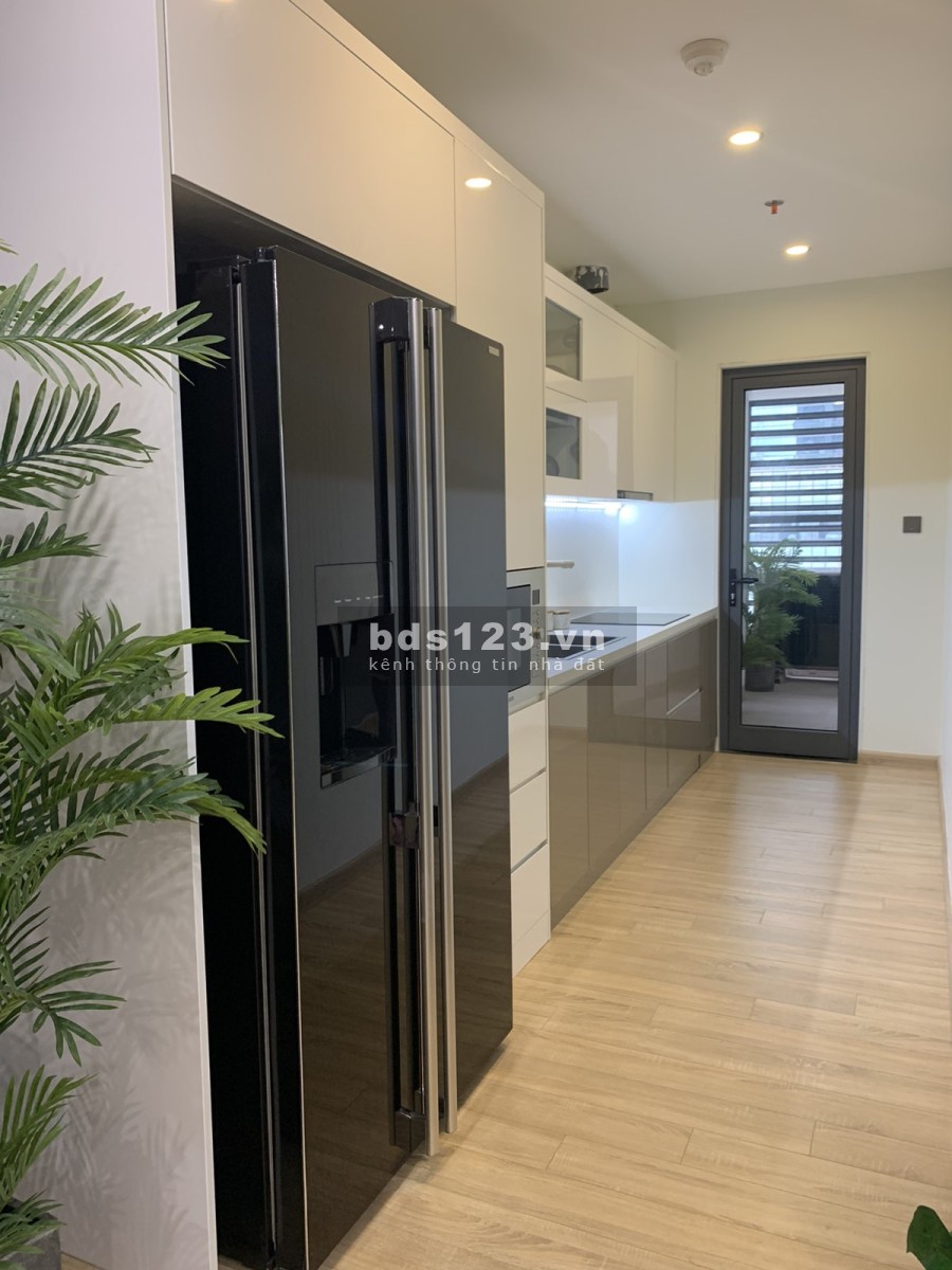 Bán căn 3 ngủ 101m2, view Đại Lộ Thăng Long, hàng chủ đầu tư, cuối năm 2021 nhận nhà