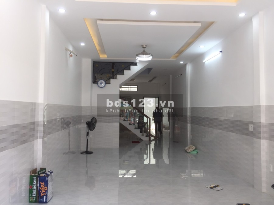 Cần cho thuê phòng chính chủ gần bến xe buýt Quận Wifi Free, liên hệ chính chủ 0908376766