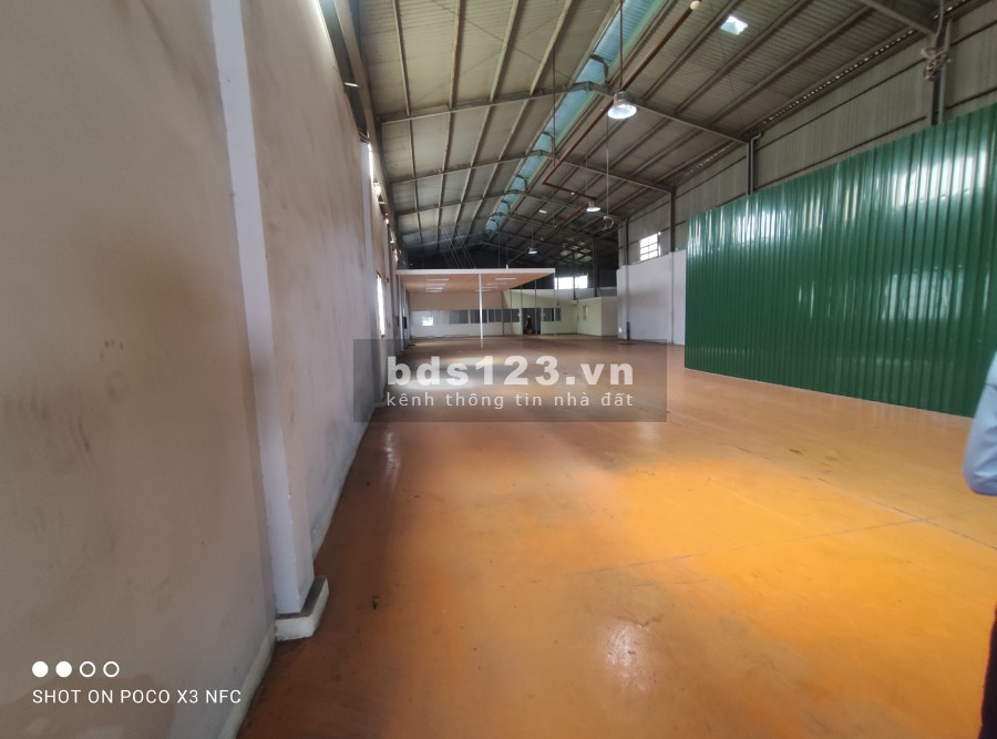 Cho thuê kho diện tích sử dụng 1000m2 Hoàng Hữu Nam Quận 9 giá tốt nhất thị trường