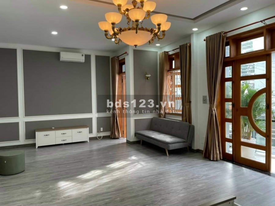 Siêu mẫu nhà mặt phố Tam Đảo P15Q10, lộc KD, tấp nập ngày đêm, DT: 40 m2, giá người nhà có 12.8 tỷ