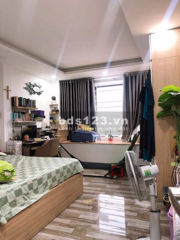 Bán nhà mới cổng trung tâm Lê Văn Quới Quận Bình Tân, diện tích giá bán chỉ 5.25 tỷ
